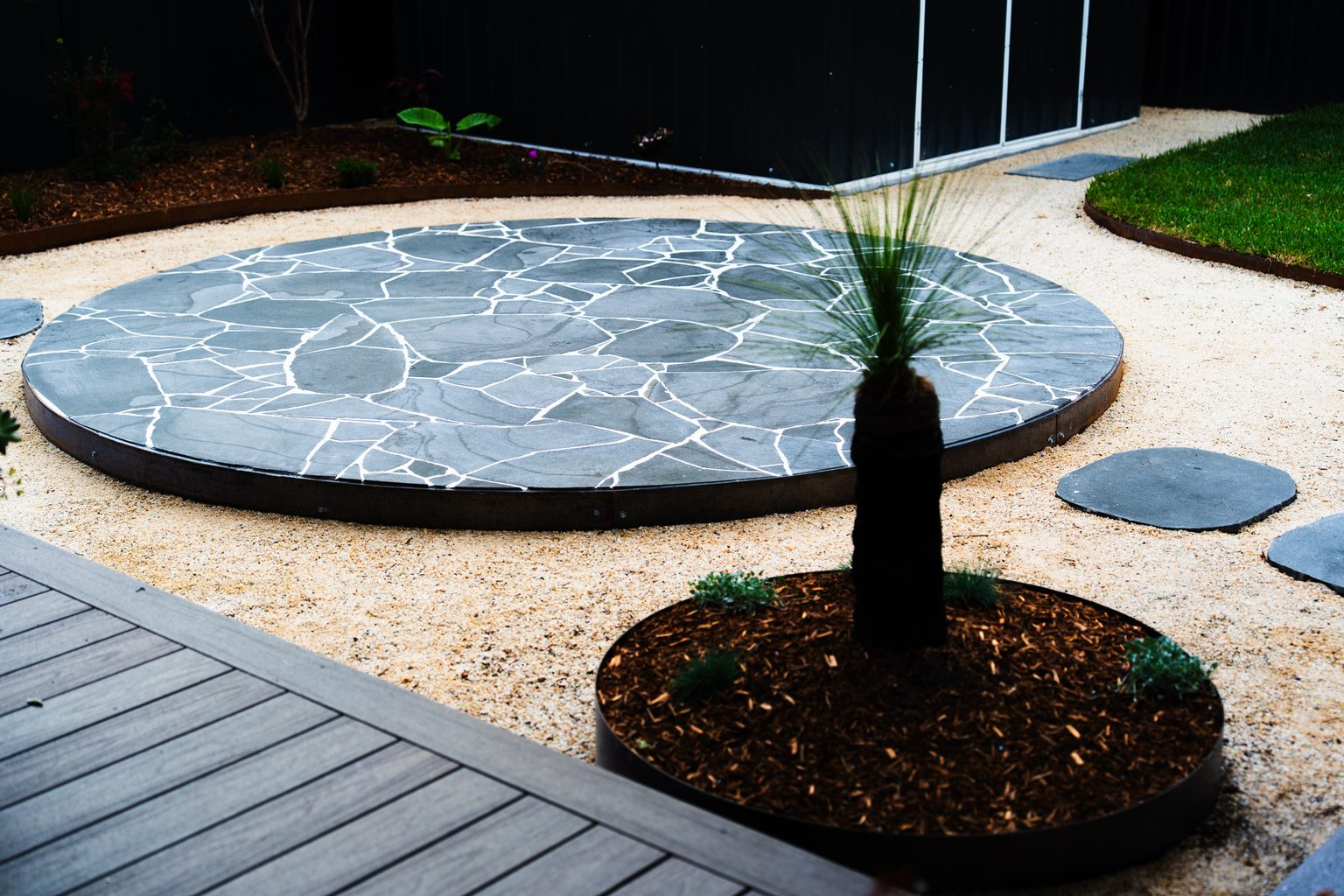 Becos Group landscape construction detail